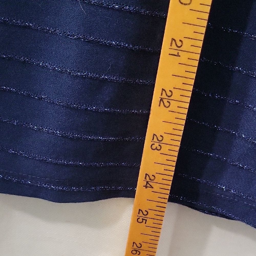 Ellen Tracy Navy Textured Tee - Picture 6 of 6
